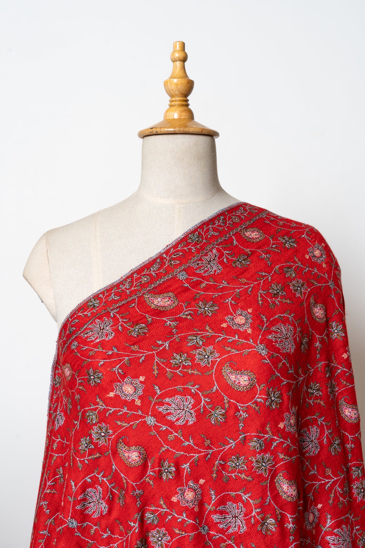Surkh Gul – Scarlet Sozni Hand-Embroidered Pashmina Shawl