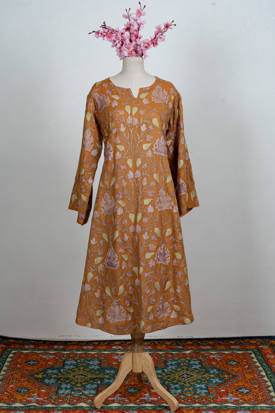 Amber Leaf Aari Embroidered Abaya