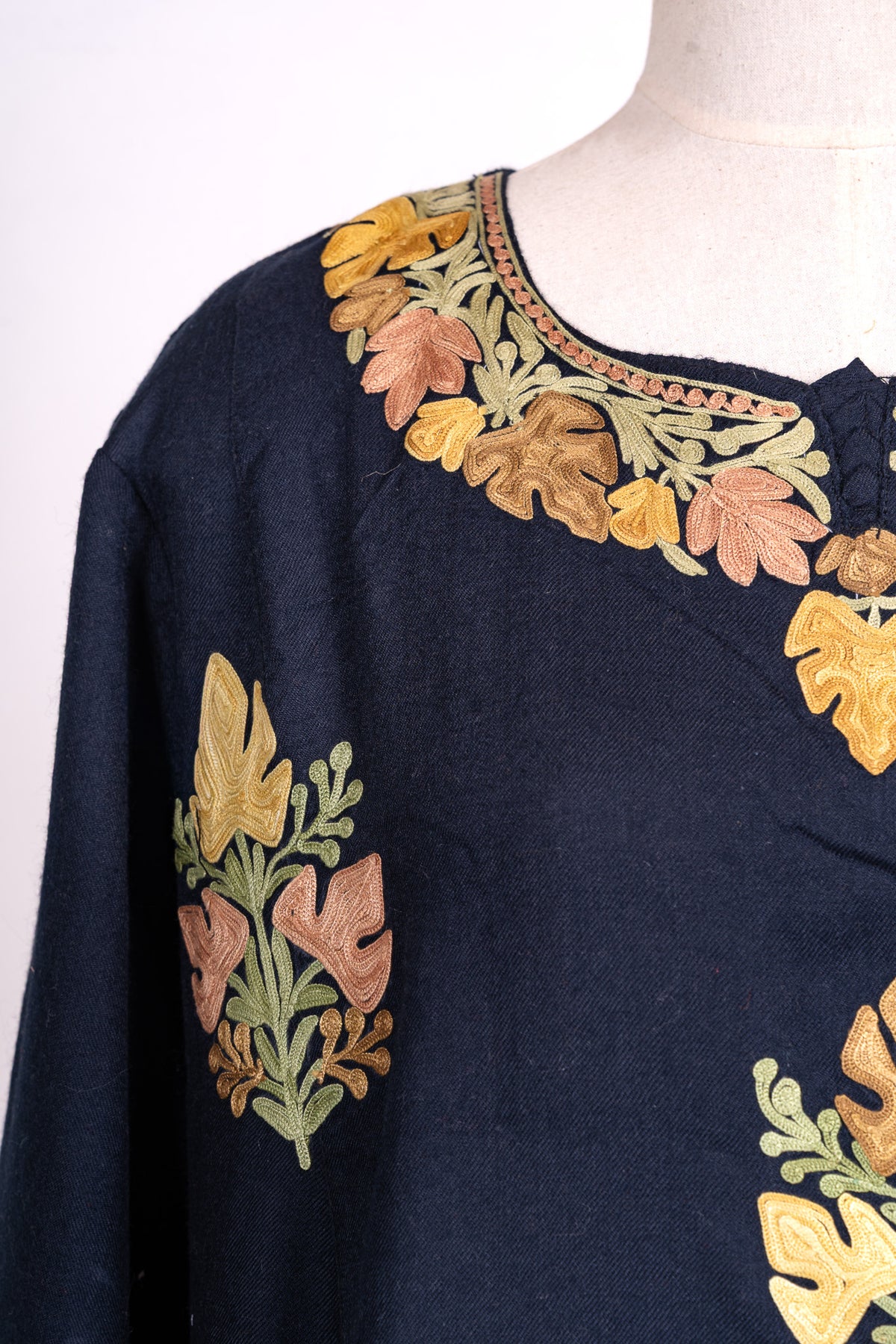 Navy Regal Aari Embroidered Abaya