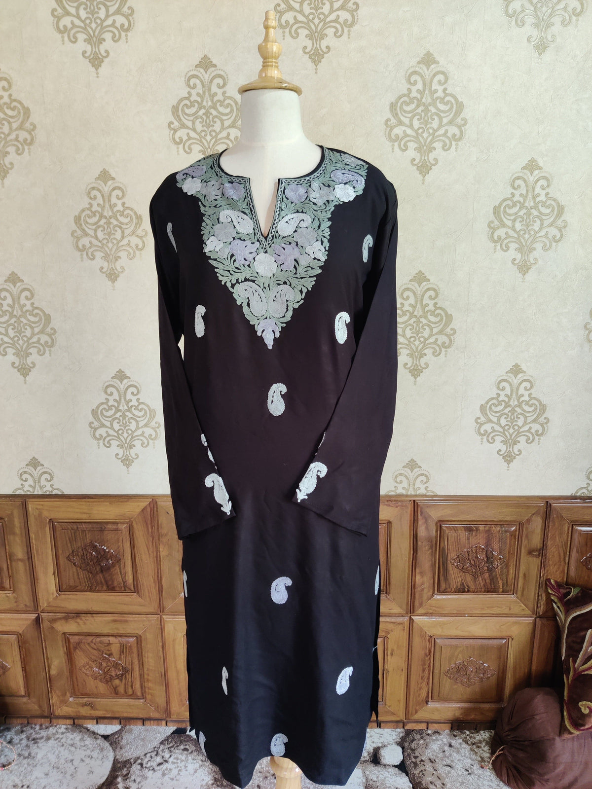 Midnight Opulence Aari Embroidered Kurti