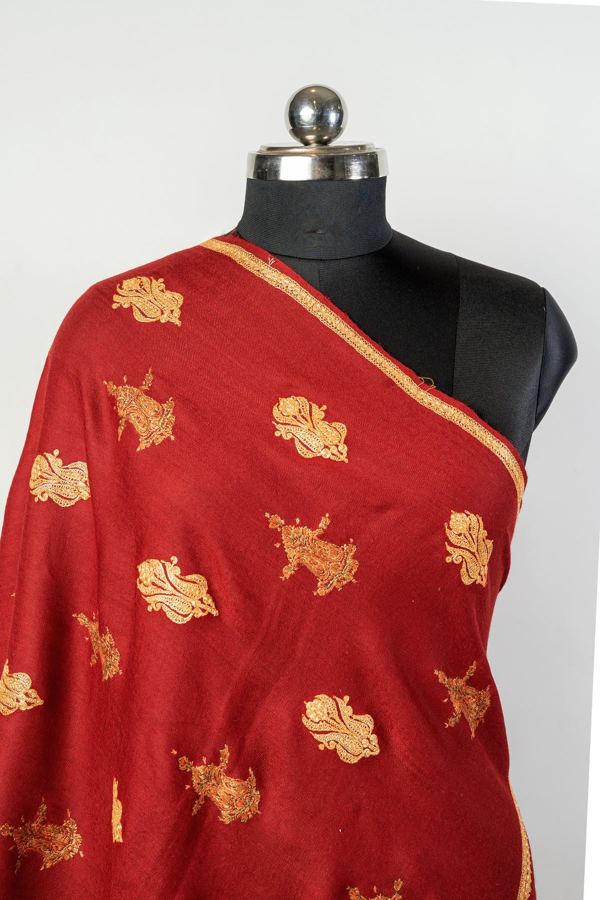 The Kashmiri Czarina: Tilla and Sozni Embroidered Shawl in Maroon - KashmKari