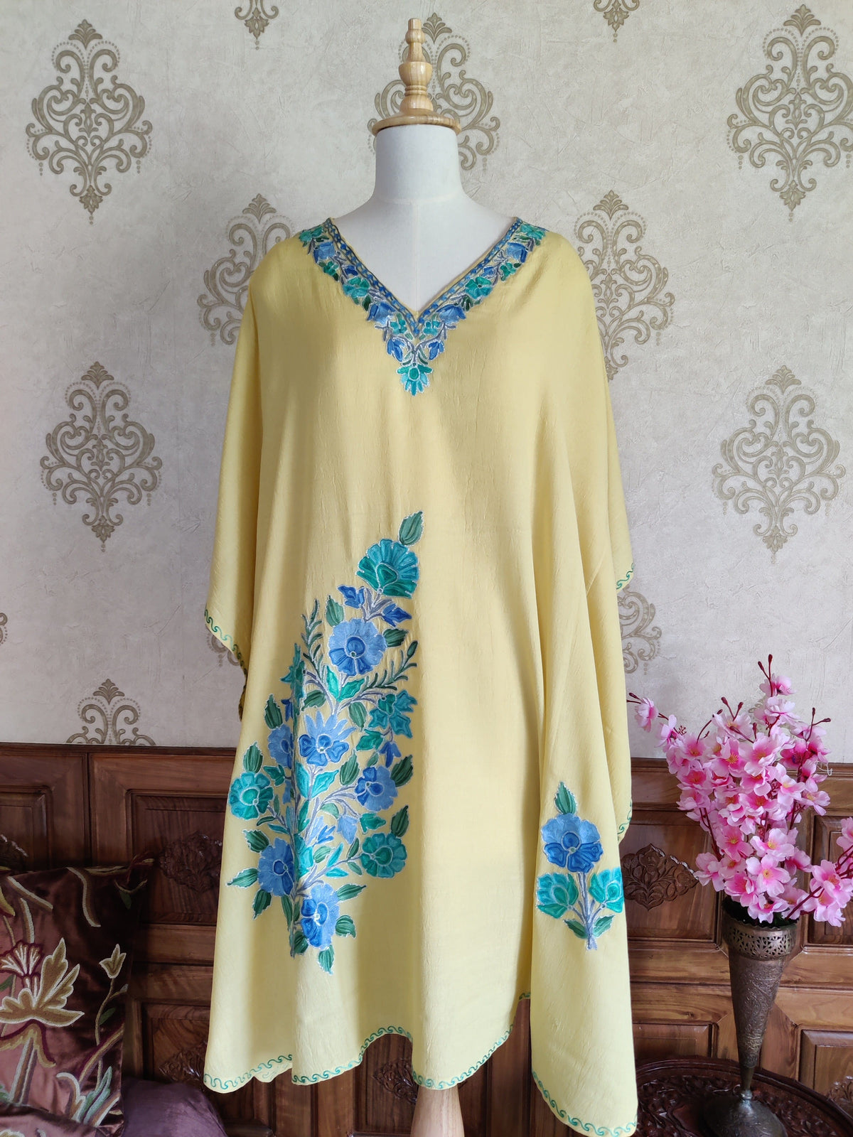 yellow Kashmiri Kaftan With Floral Embroidery kaftan KashmKari Black Kashmiri Kaftan top online At a Reasonable Price | Kashmir Thread