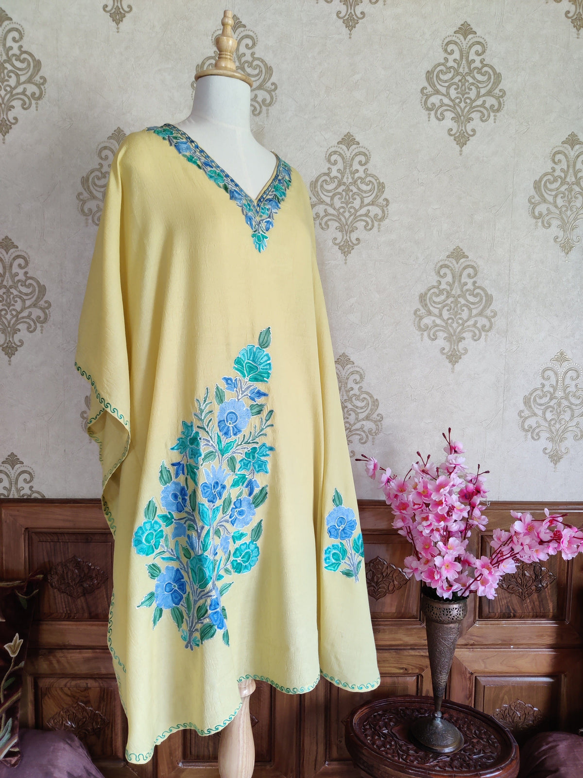 yellow Kashmiri Kaftan With Floral Embroidery kaftan KashmKari Black Kashmiri Kaftan top online At a Reasonable Price | Kashmir Thread