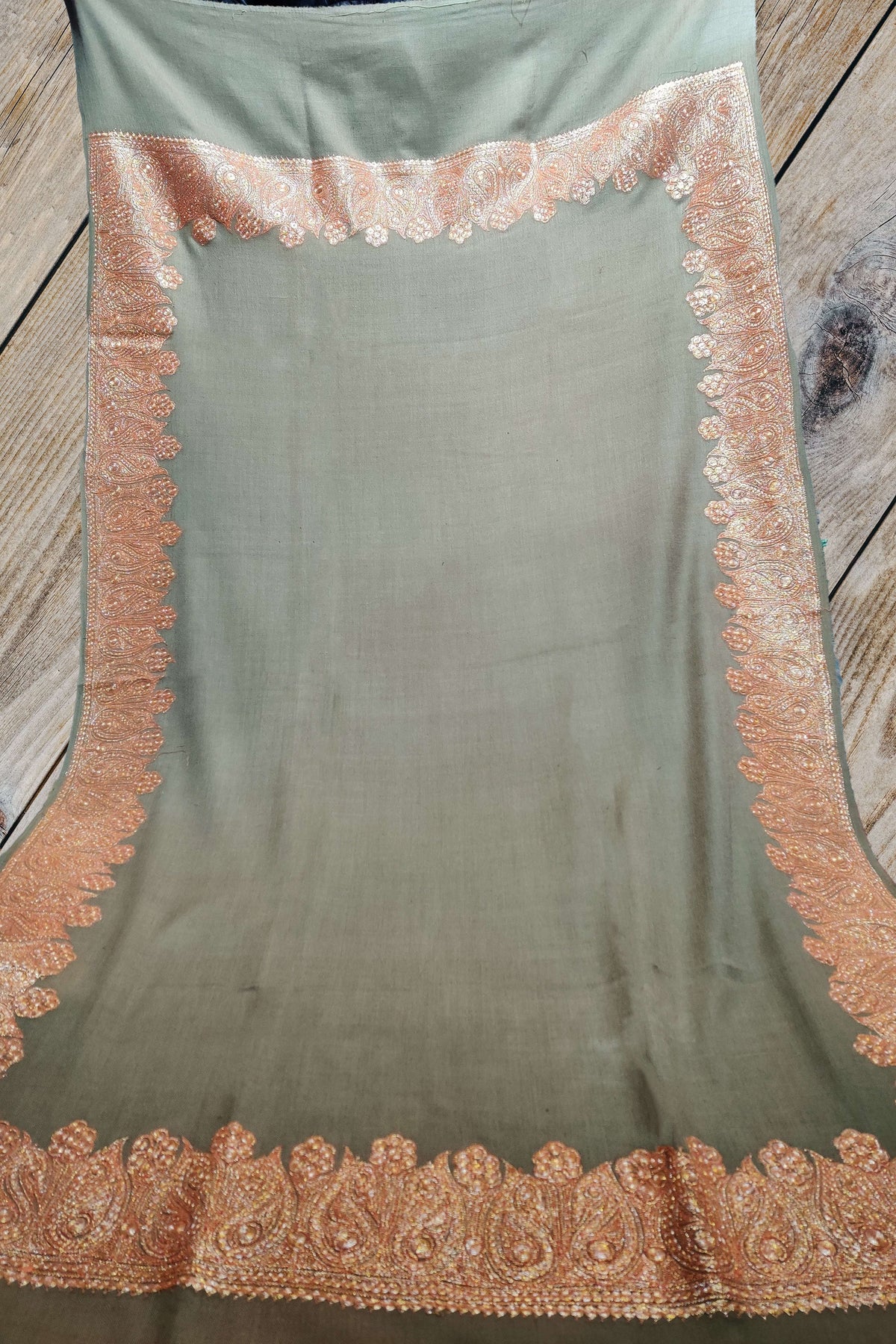 Kashmir Thread shawl Grey Kashmiri Shawl Tilla Embroidery