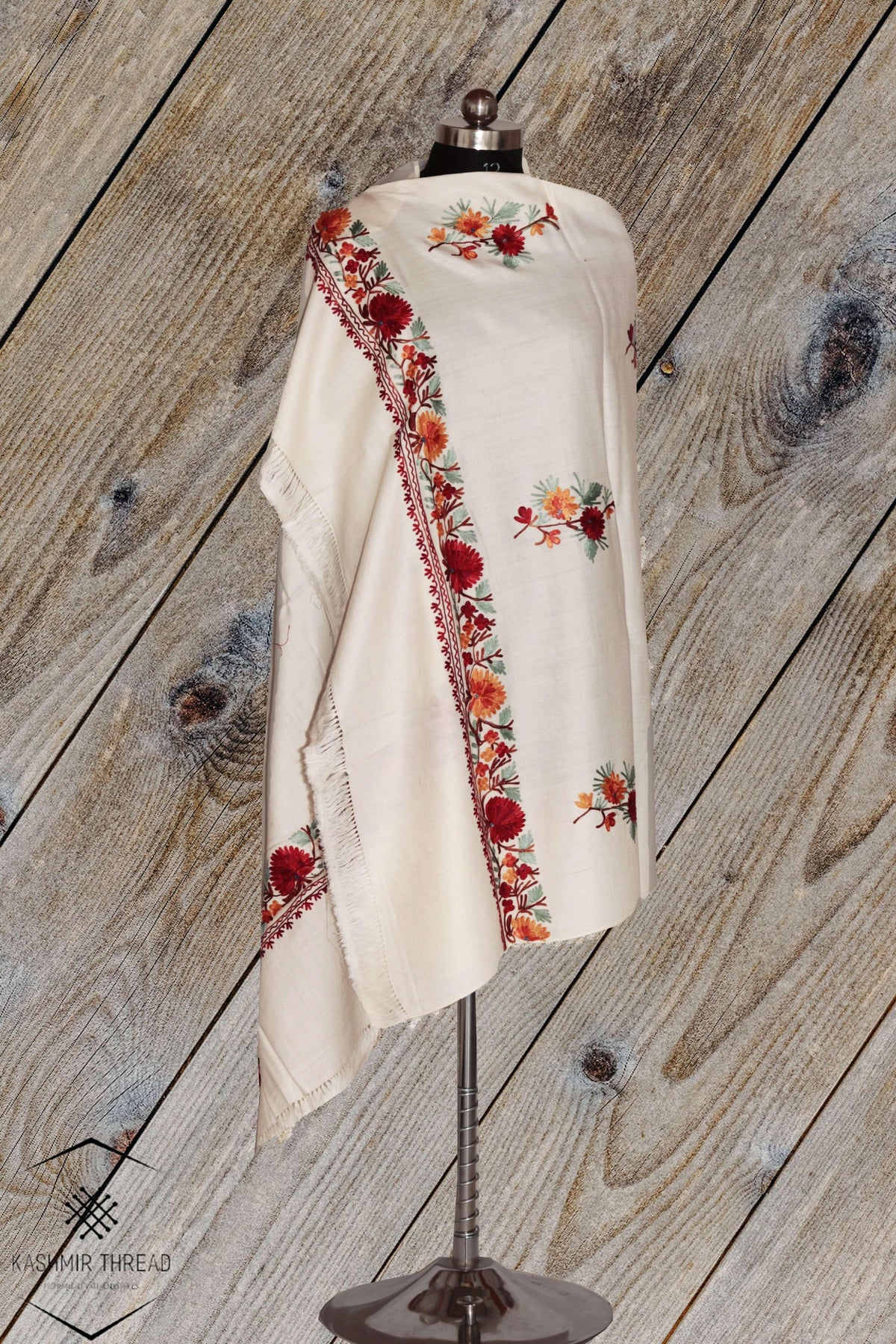 Kashmir Thread shawl White Kashmiri Woolen Shawl with Aari Embroidery