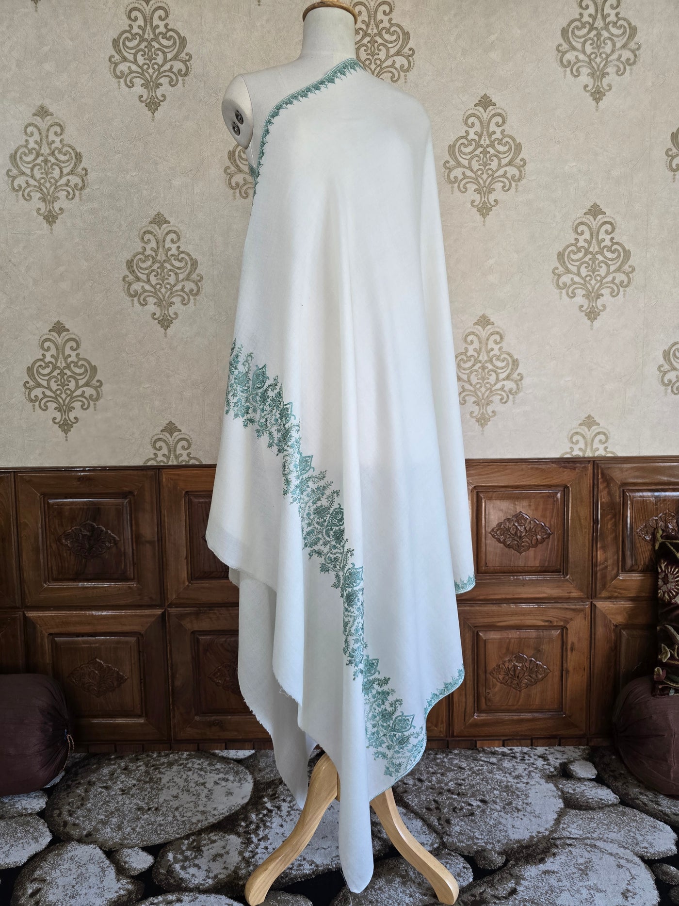 Sheen-e-Safaid – Elegant Sozni Embroidery Shawl