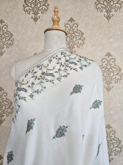 Baagh-e-Safaid – Sozni Embroidery Shawl