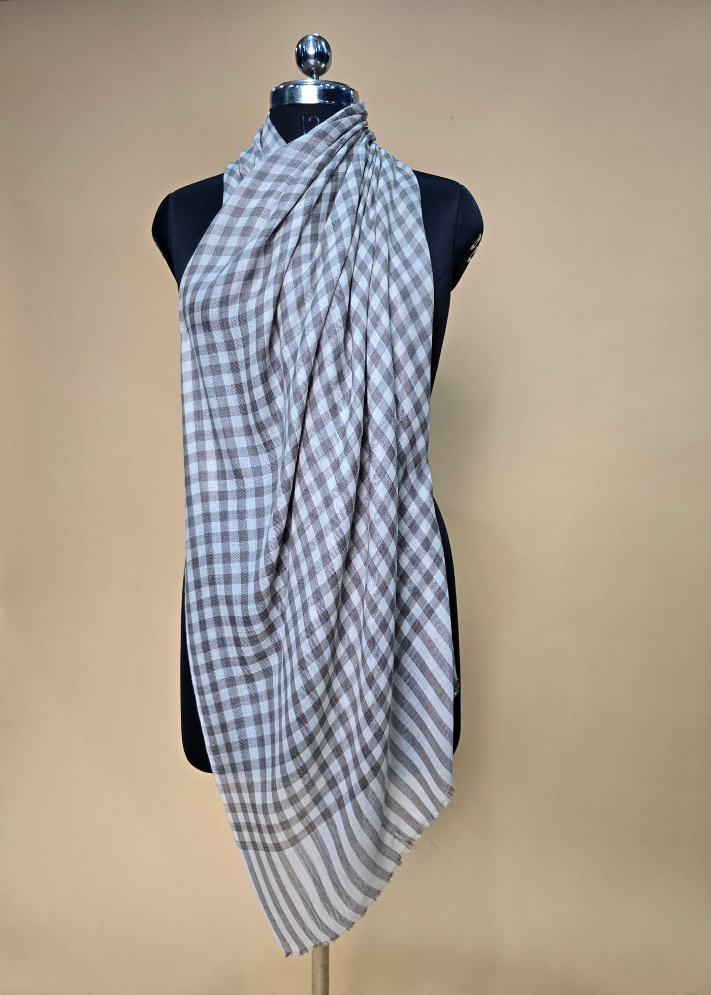 Classic Fine Merino wool Checkered Scarf