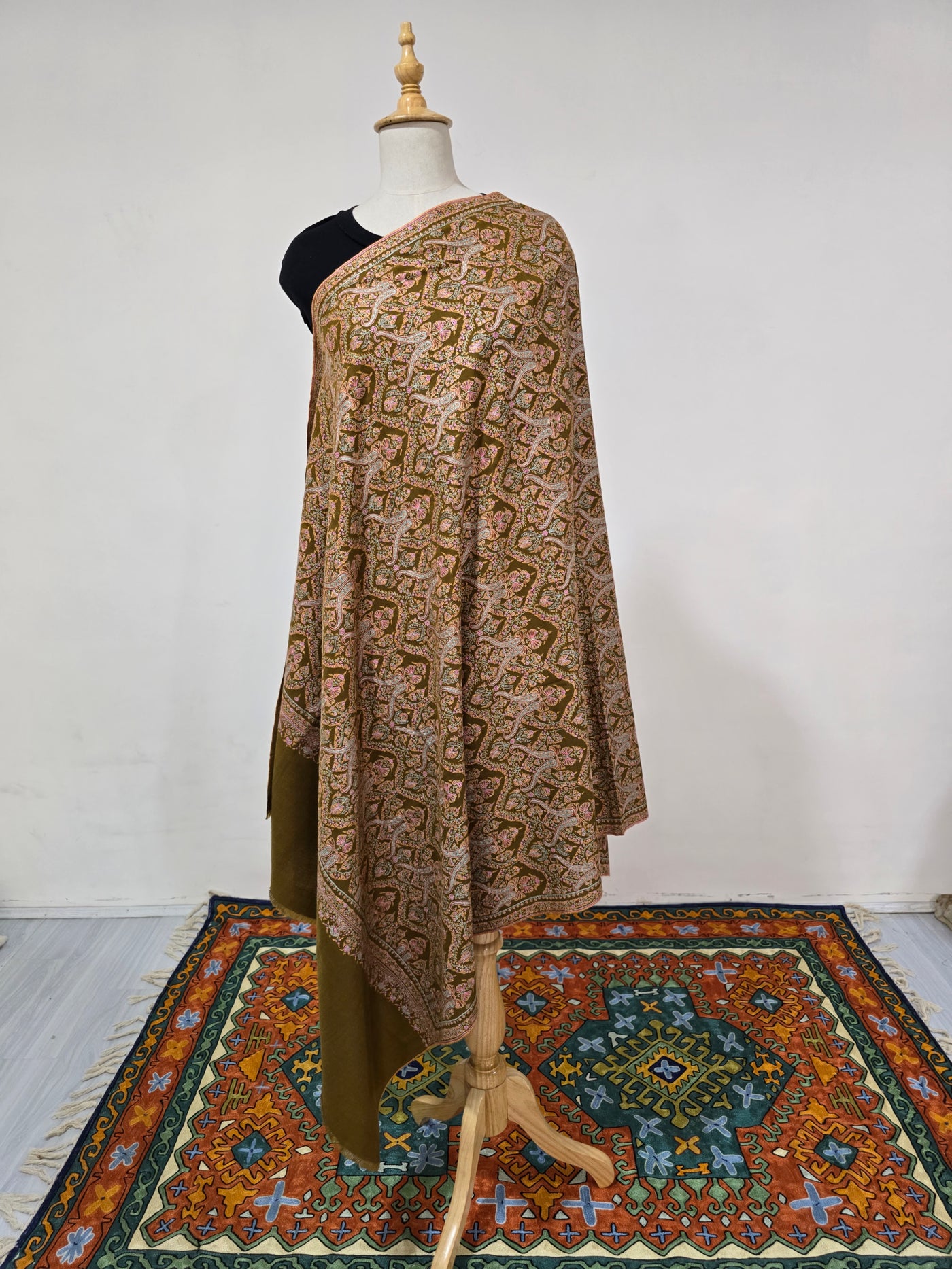 Heirloom Sozni Pashmina Shawl – Hand-Embroidered with Pure Silk Threads
