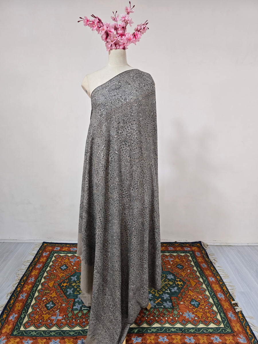 Pure Pashmina 3 Yards Midnight Paisley Veil: Sozni Hand Embroidered