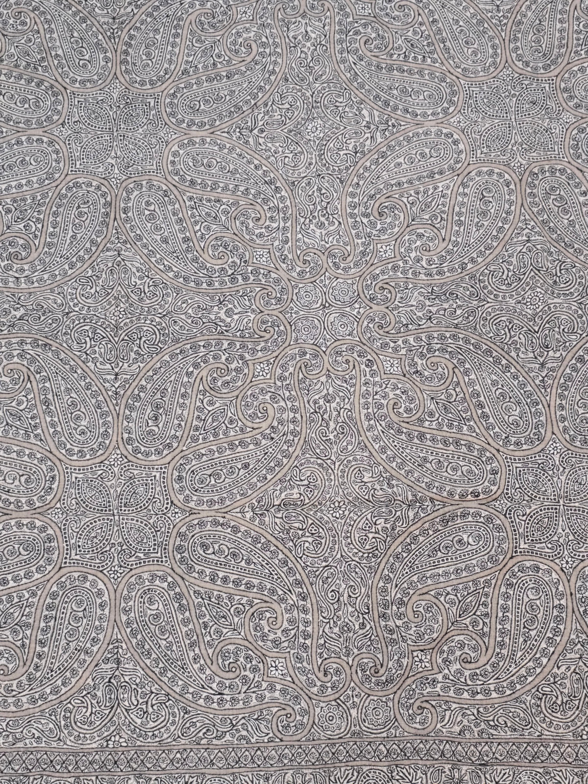 Pure Pashmina 3 Yards Midnight Paisley Veil: Sozni Hand Embroidered