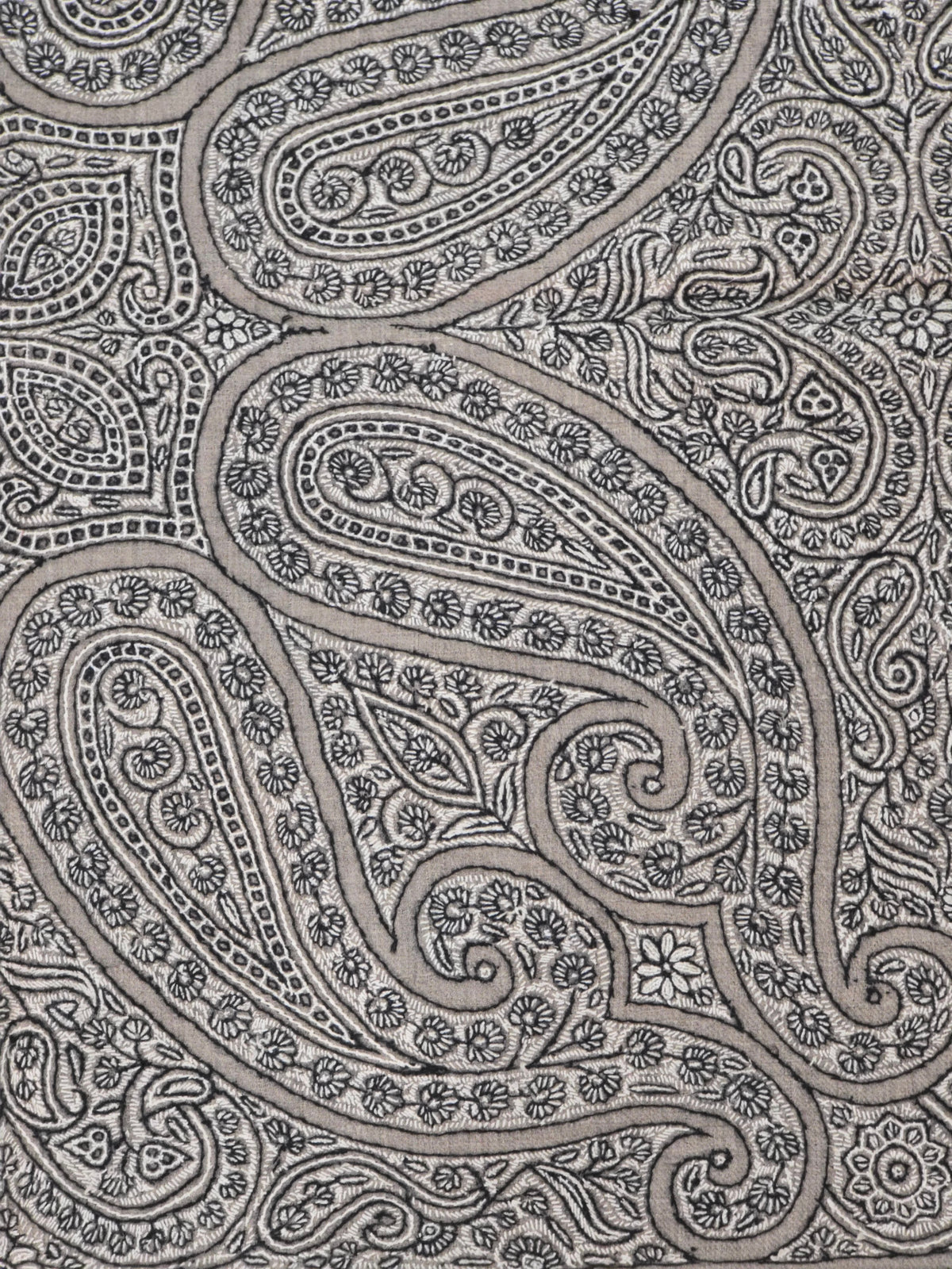 Pure Pashmina 3 Yards Midnight Paisley Veil: Sozni Hand Embroidered