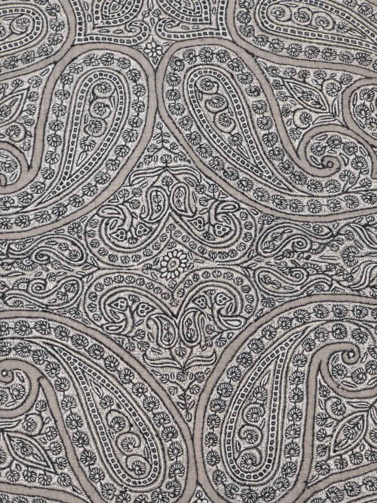 Pure Pashmina 3 Yards Midnight Paisley Veil: Sozni Hand Embroidered