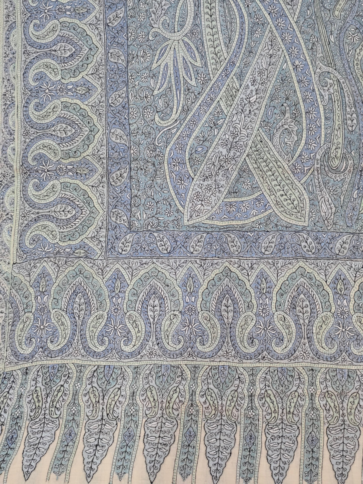 Pure Pashmina 3 Yards Kalamkari Azure Heritage Flow: Sozni Hand Embroidered