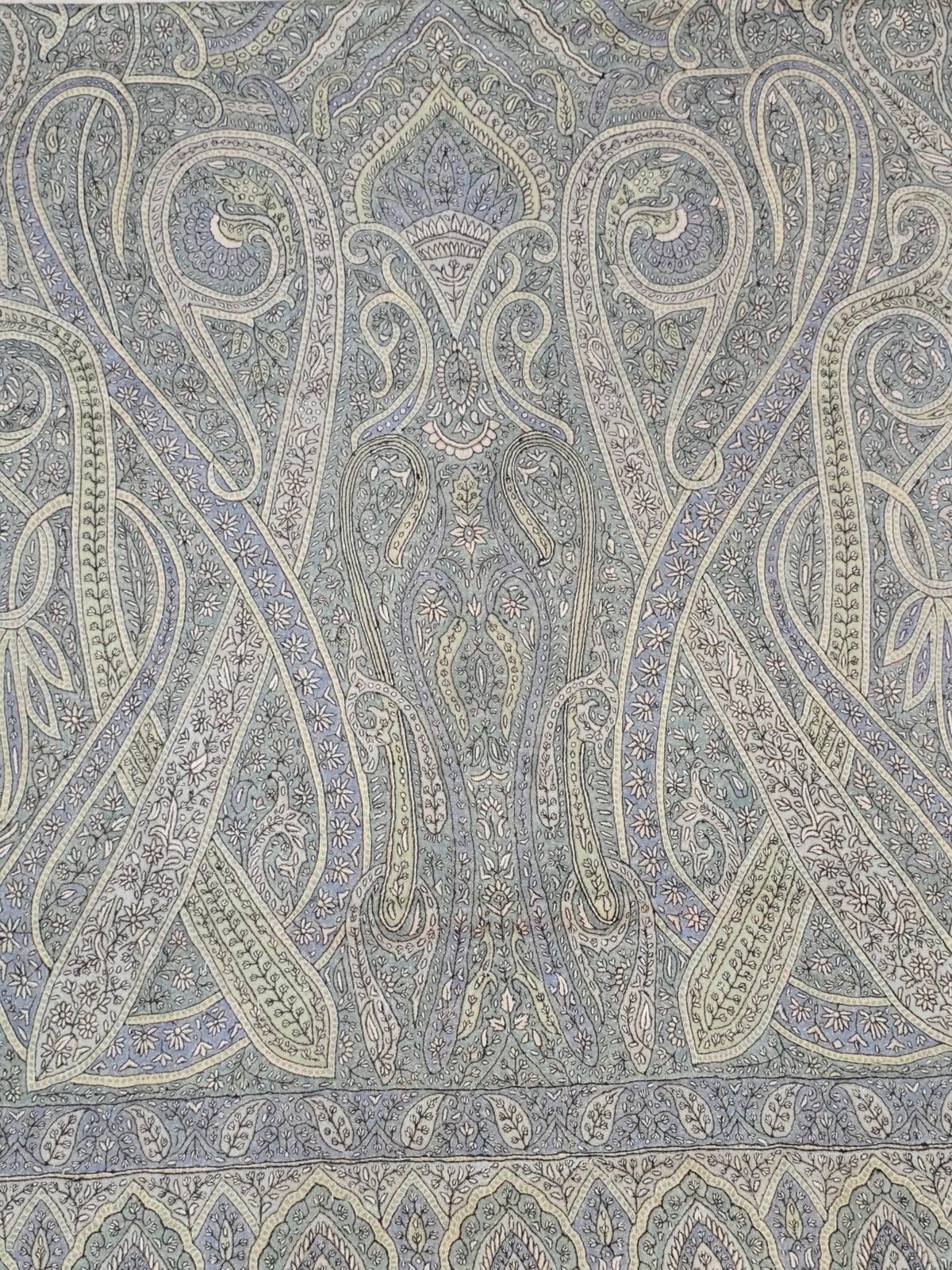 Pure Pashmina 3 Yards Kalamkari Azure Heritage Flow: Sozni Hand Embroidered
