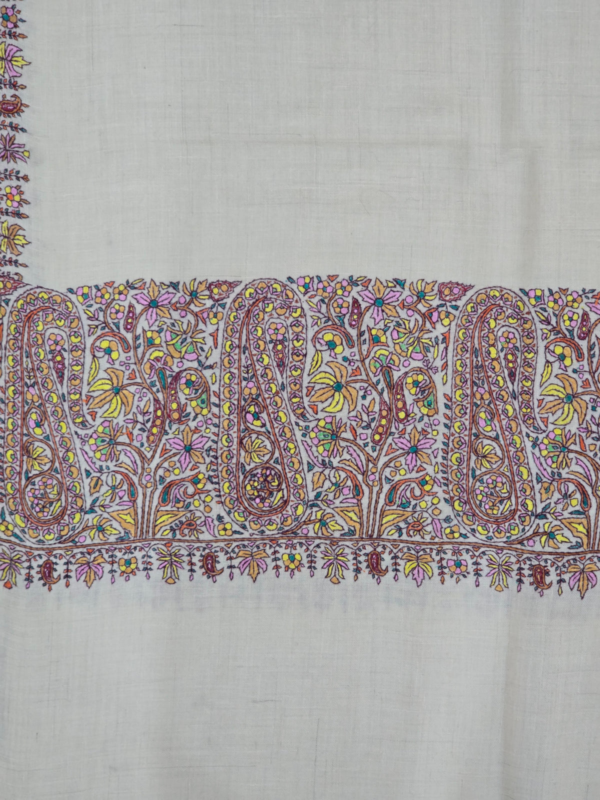 Meadow Paisley Grace: Hand Embroidered Pure Pashmina Shawl