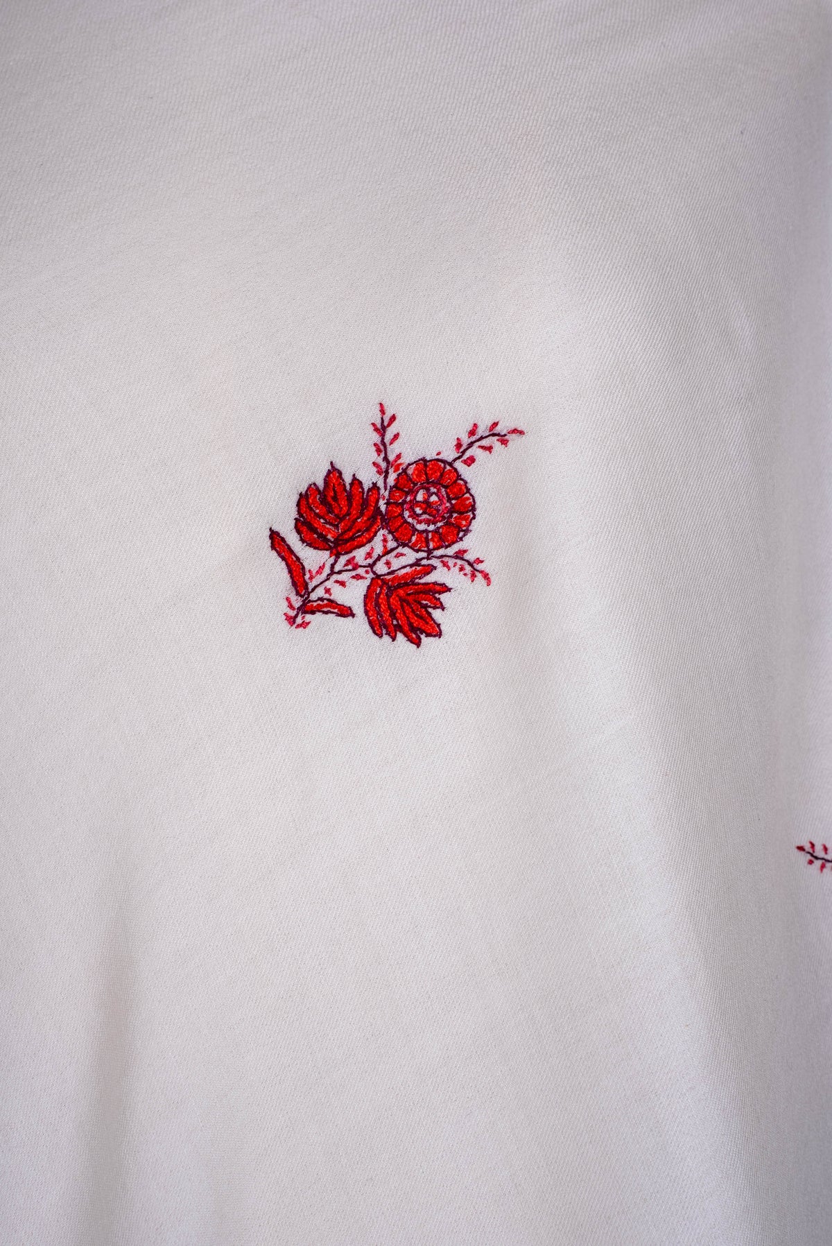 Fine Merino Wool Aari Hand Embroidered Scarf with Red Floral Buti Motifs