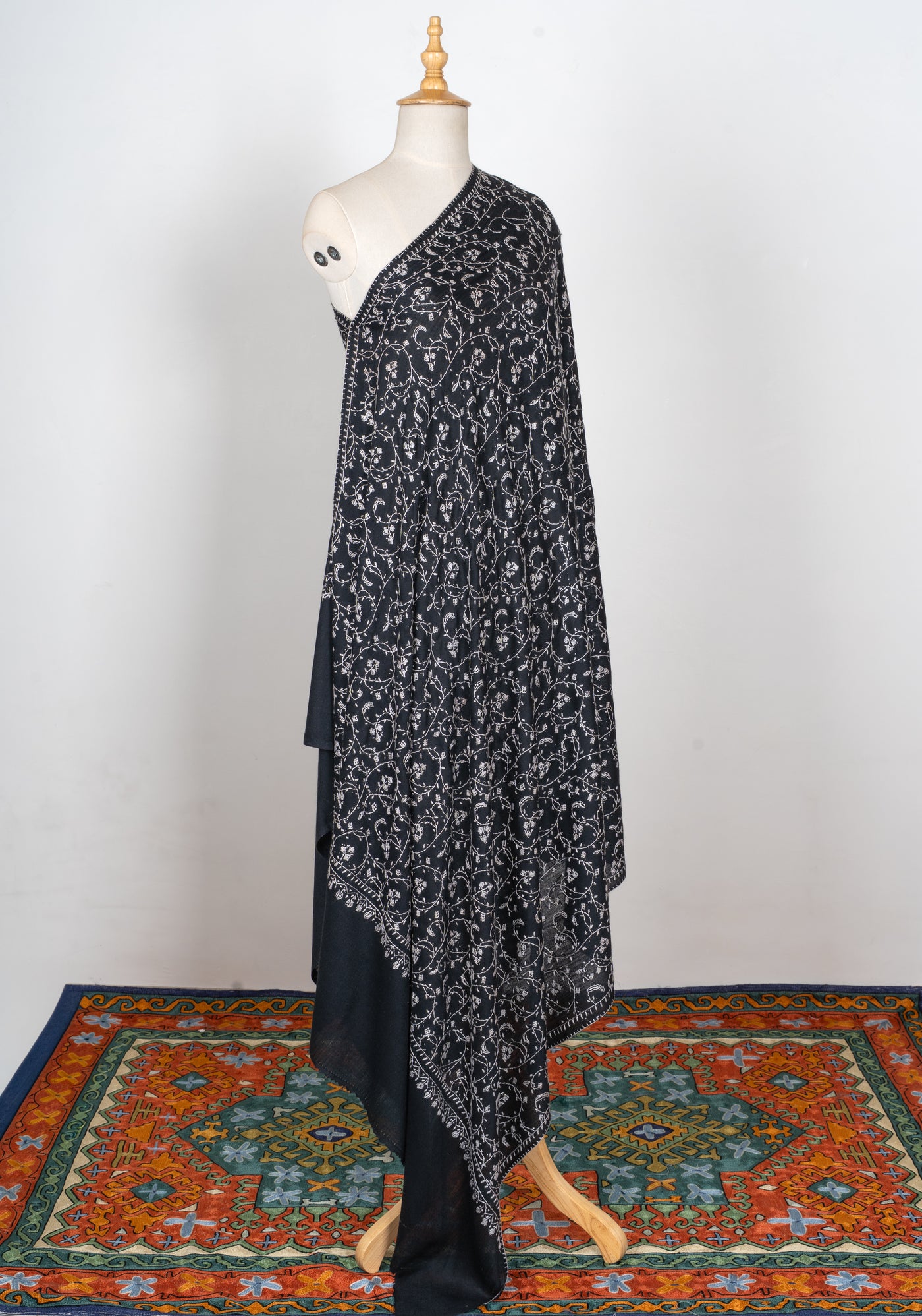 2.5 Yards | Shab-e-Gulzar — Sozni Jaal Hand-Embroidered Shawl in Midnight Black & Ivory White