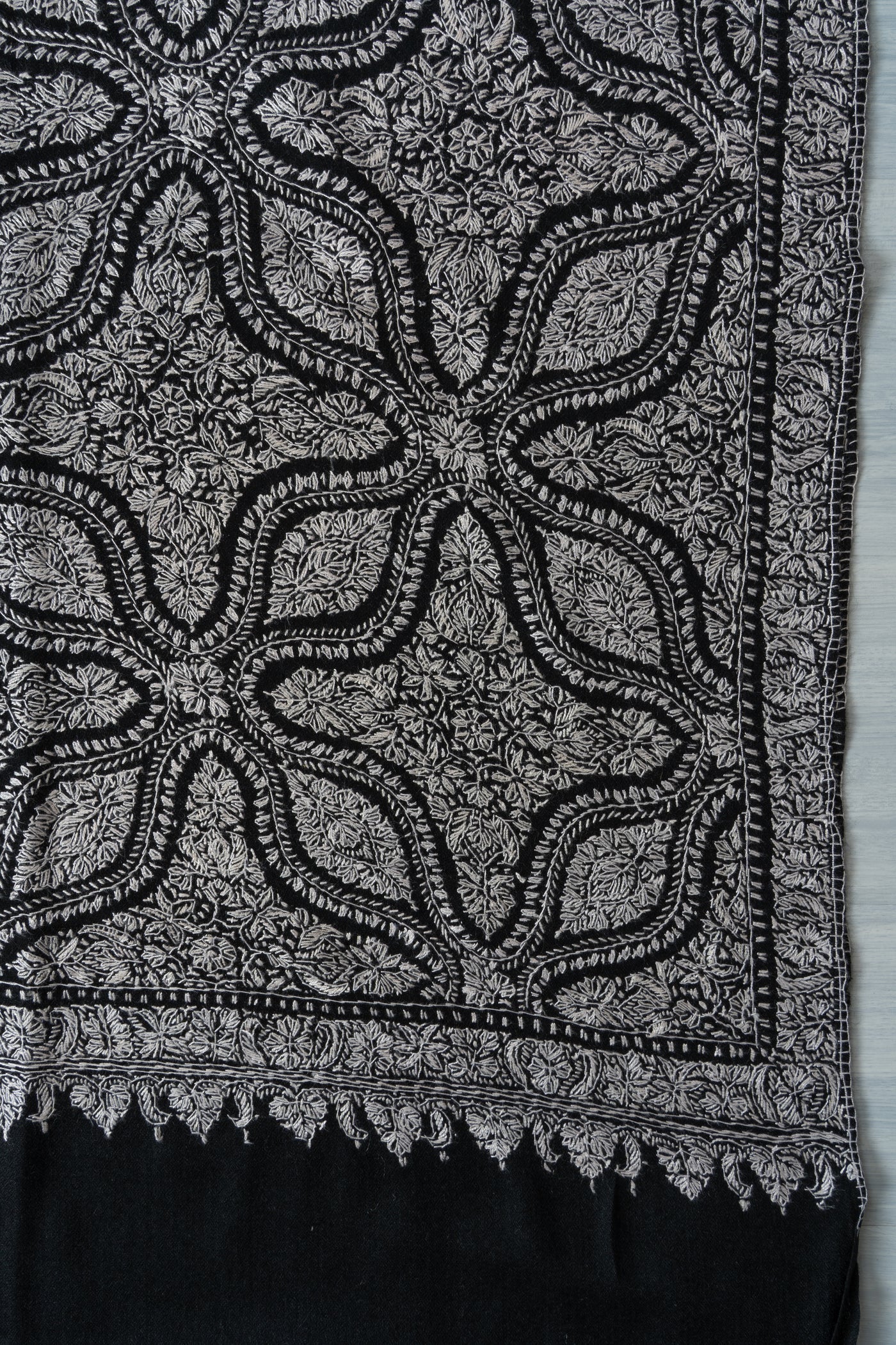 2.5 Yards | Siyah Jamawar — Sozni Hand-Embroidered Shawl in Monochrome Elegance