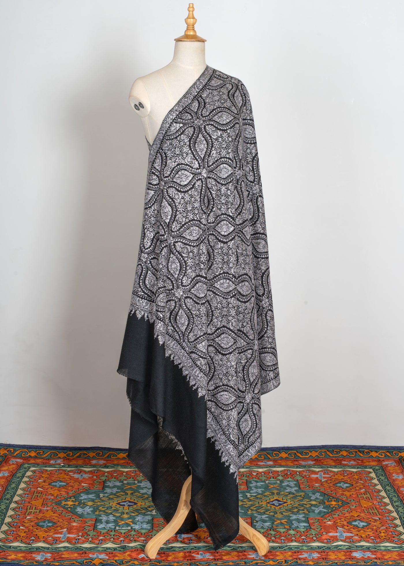 2.5 Yards | Siyah Jamawar — Sozni Hand-Embroidered Shawl in Monochrome Elegance
