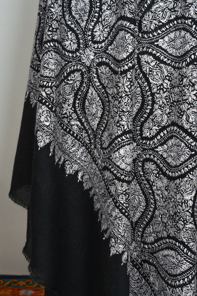 2.5 Yards | Siyah Jamawar — Sozni Hand-Embroidered Shawl in Monochrome Elegance
