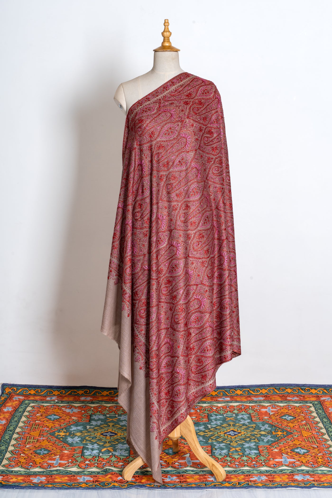 2.5 Yards | Gulnaar-e-Banafsha — Sozni Hand-Embroidered Jamawar Shawl in Beige with Red & Rose Hues