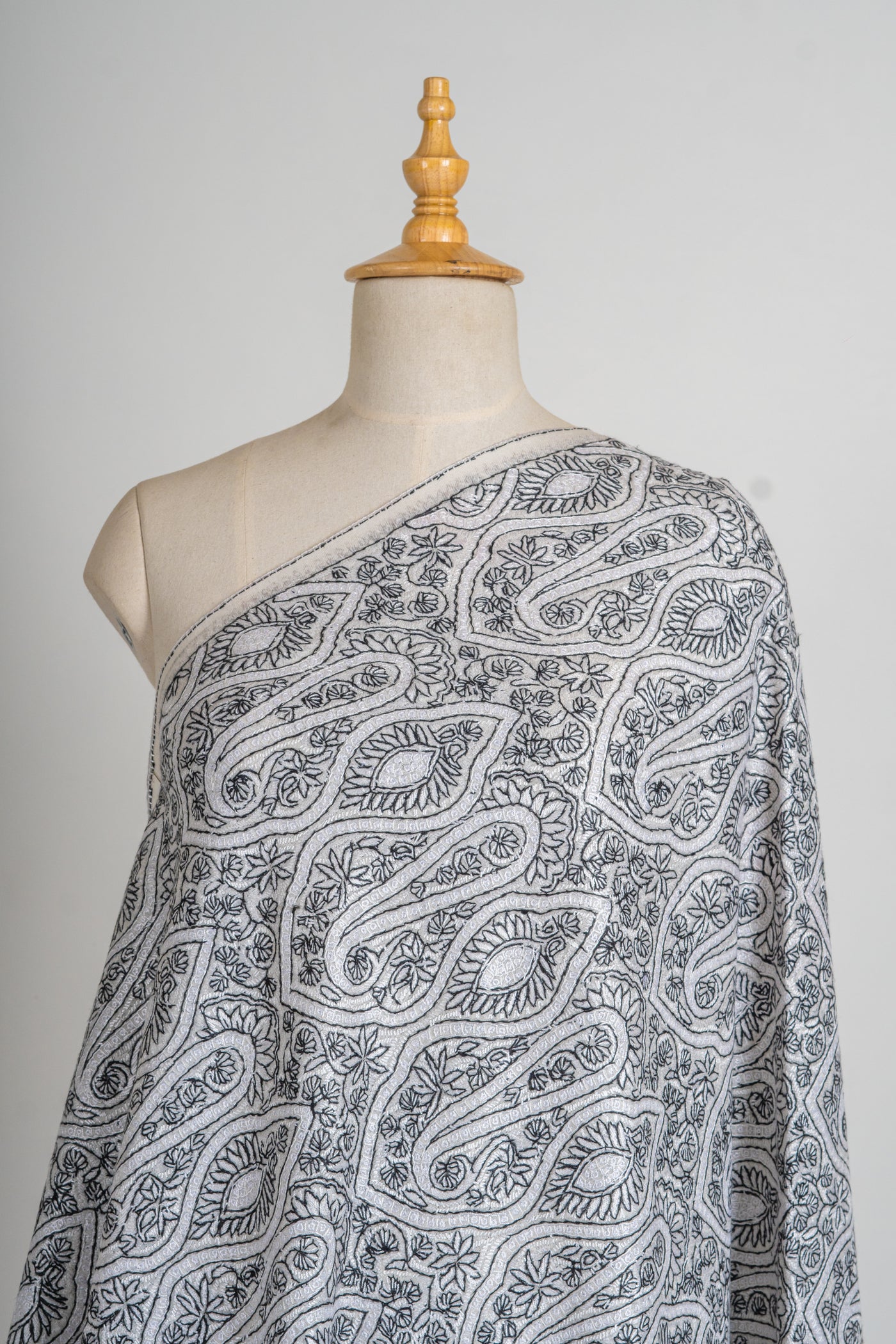 Noir Paisley Hand-Embroidered Sozni Merino Wool Shawl