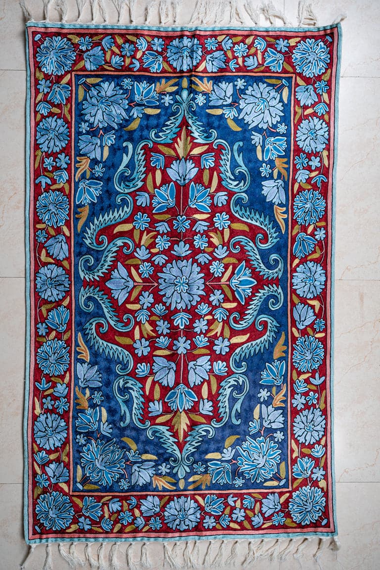 Hand Aari Embroidered chain stitch rug 3ft x 5ft (91cm x 152.4cm)