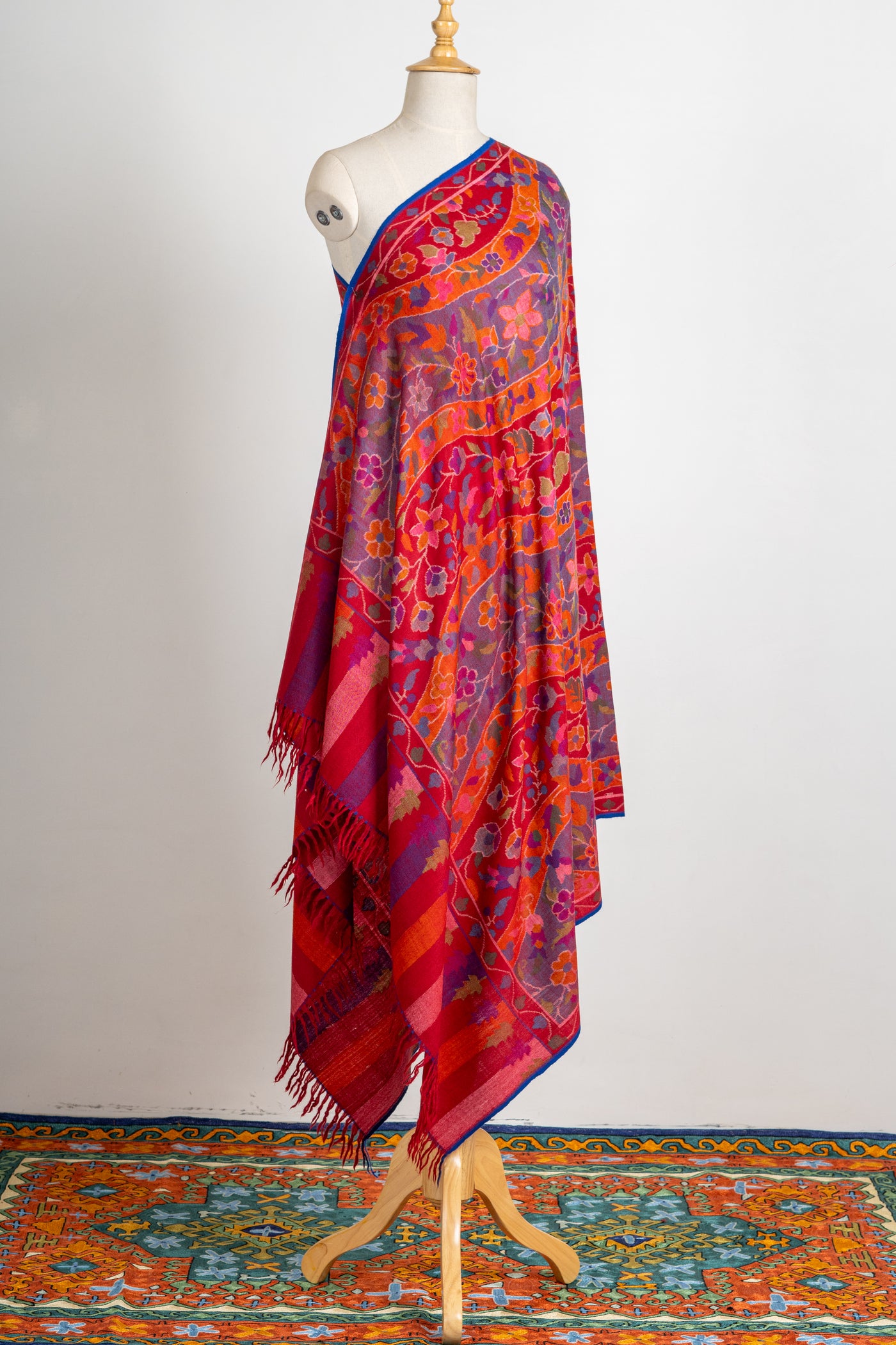 Pure Pashmina with Vibrant Kani Weave Elegance