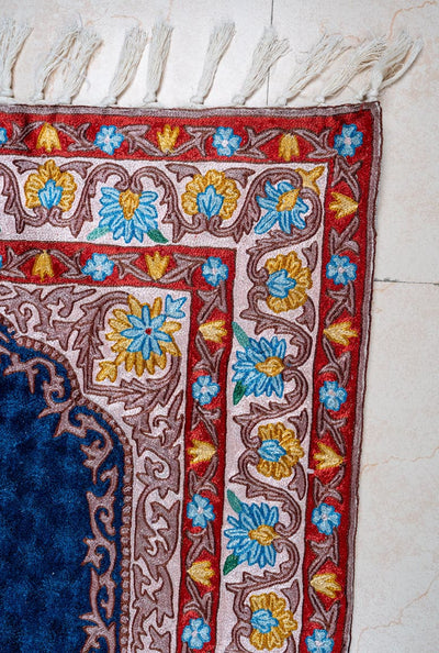 Hand Aari Embroidered chain stitch rug 4ft x 6ft