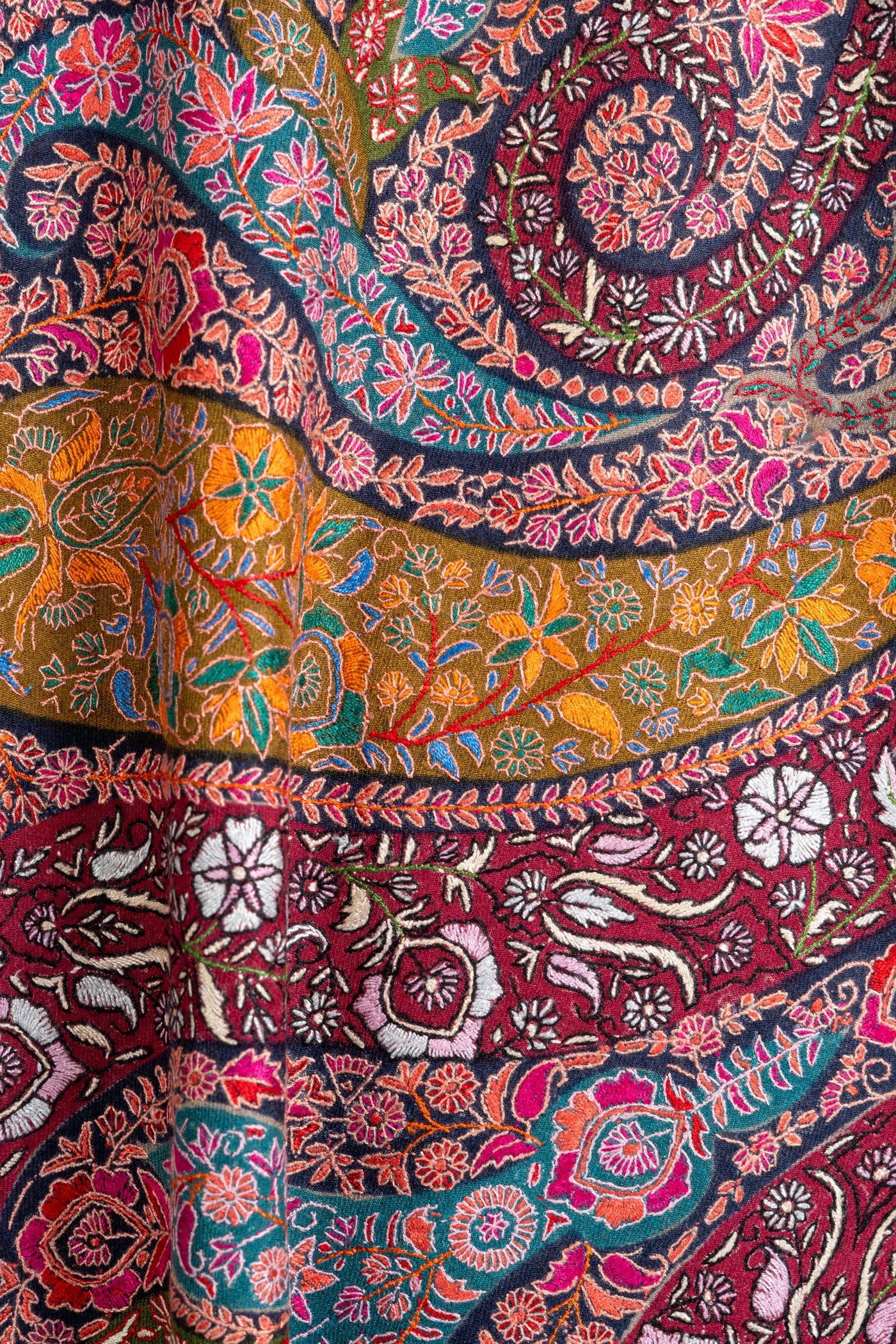 Kashmiri Grandeur Pure Pashmina Hand-Embroidered Sozni Shawl