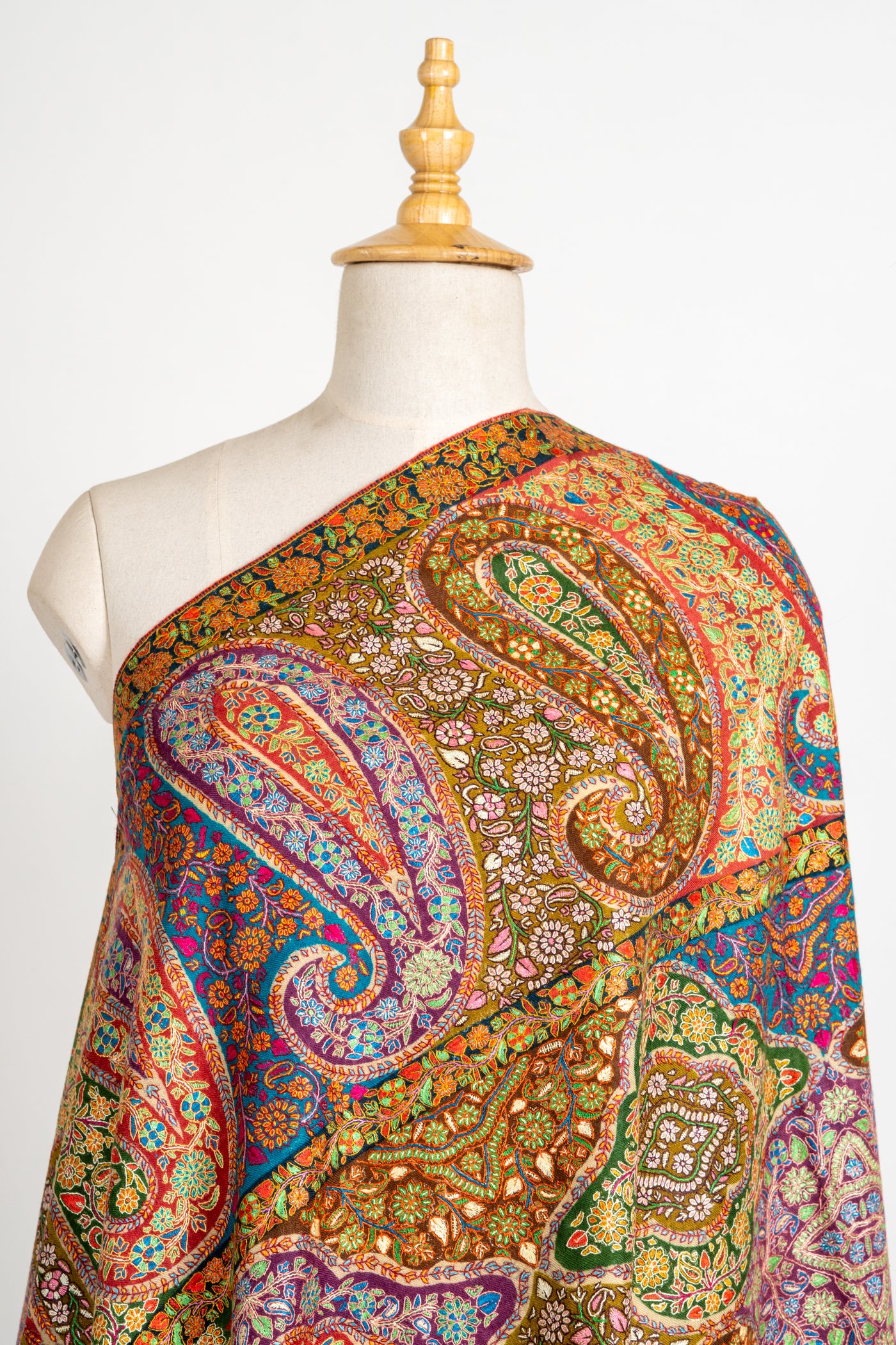 Kalamkari: Golden Bloom Pure Pashmina Hand-Embroidered Sozni Shawl