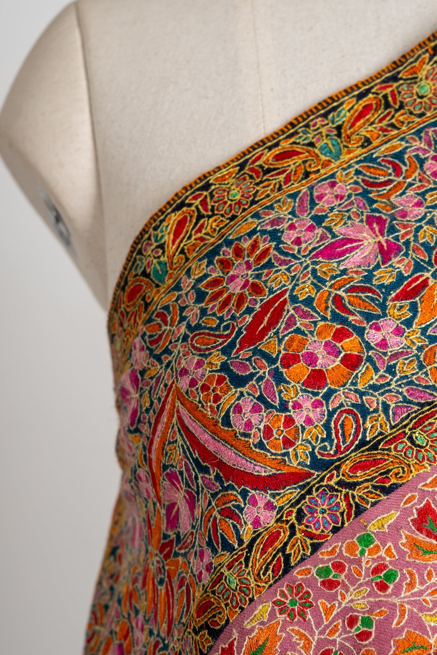 Kalamkari: Blushing Charm Pure Pashmina Hand-Embroidered Sozni Shawl