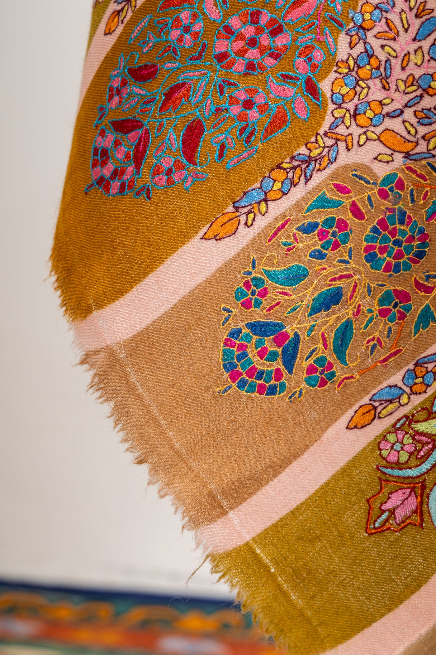 Kalamkari: Golden Vineyard Pure Pashmina Hand-Embroidered Sozni Shawl