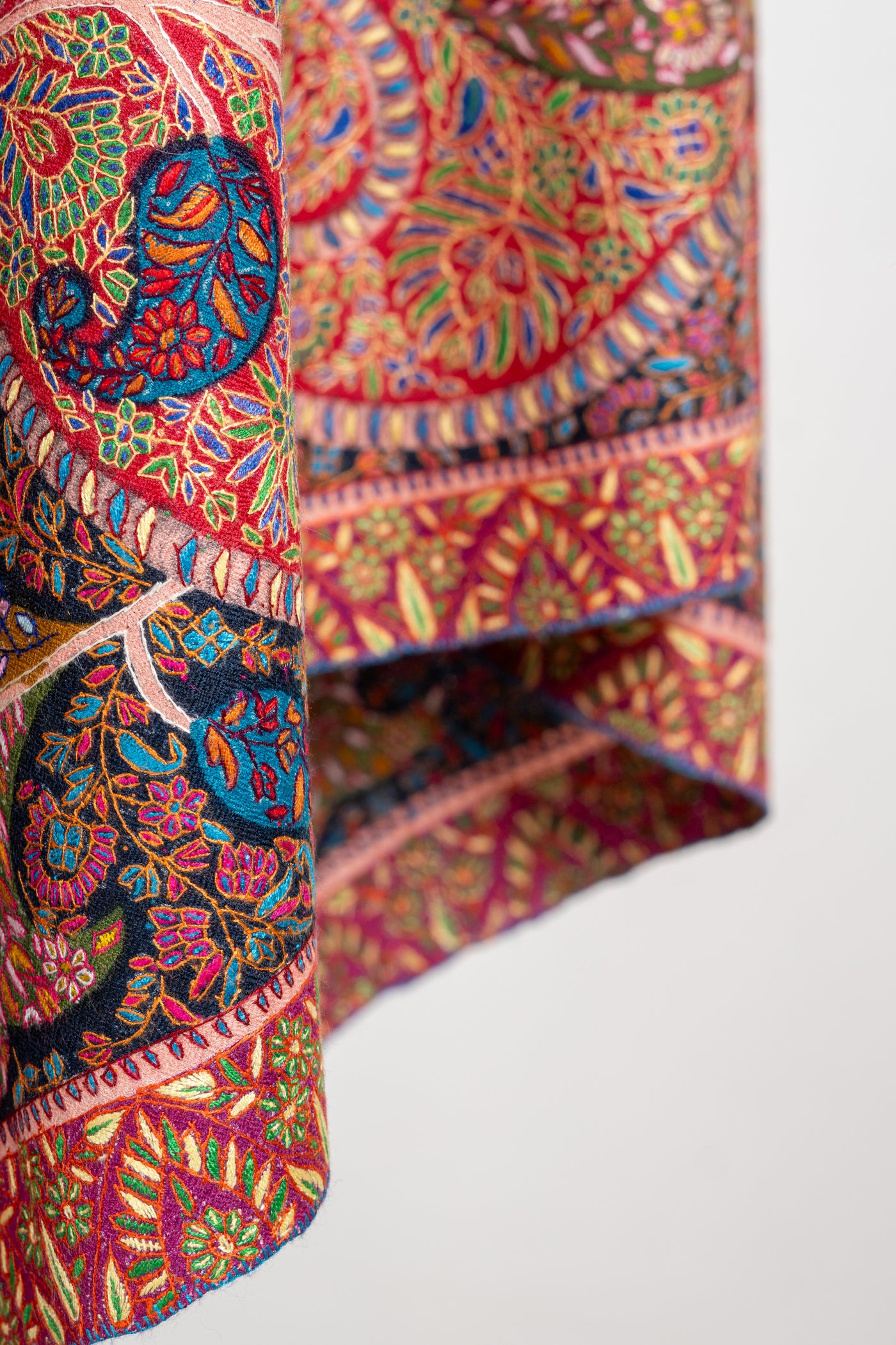 Kalamkari: Ruby Cascade Pure Pashmina Hand-Embroidered Sozni Shawl