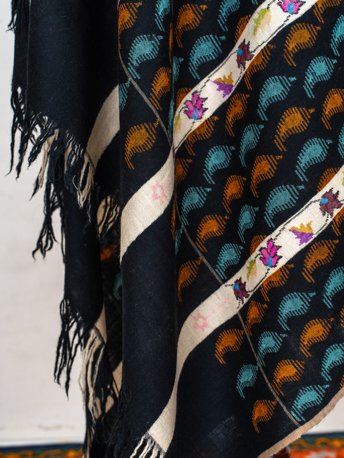 Midnight Rhythm Hand Woven Kani Pure Pashmina Shawl