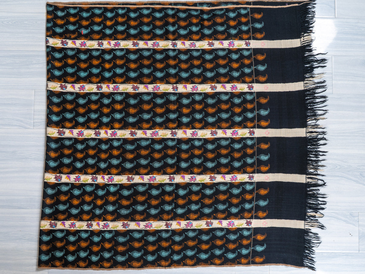 Midnight Rhythm Hand Woven Kani Pure Pashmina Shawl