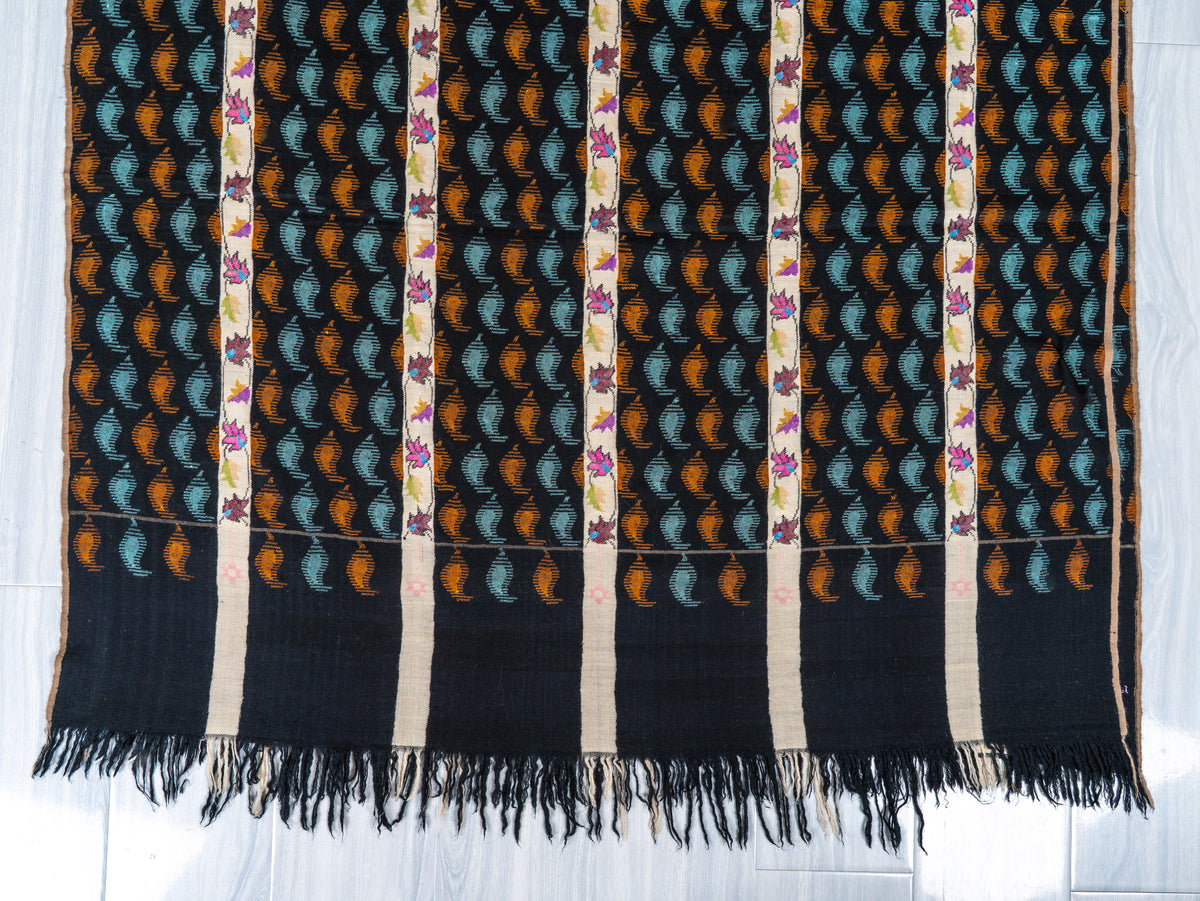 Midnight Rhythm Hand Woven Kani Pure Pashmina Shawl
