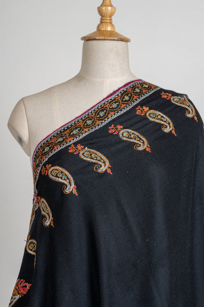 Noor-e-Nazakat: Hand Embroidered Tilla and Sozni Merino Wool Shawl