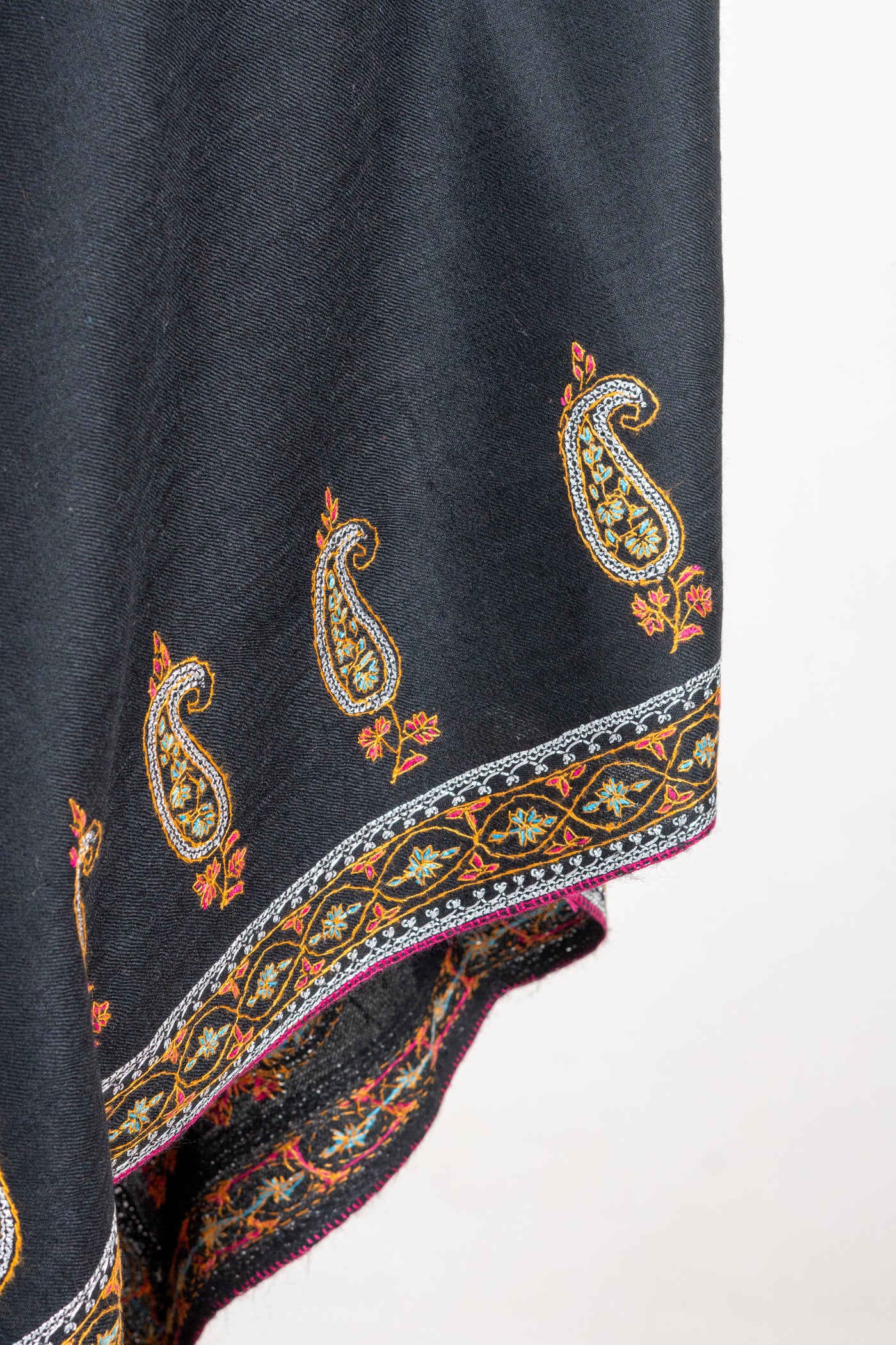 Noor-e-Nazakat: Hand Embroidered Tilla and Sozni Merino Wool Shawl