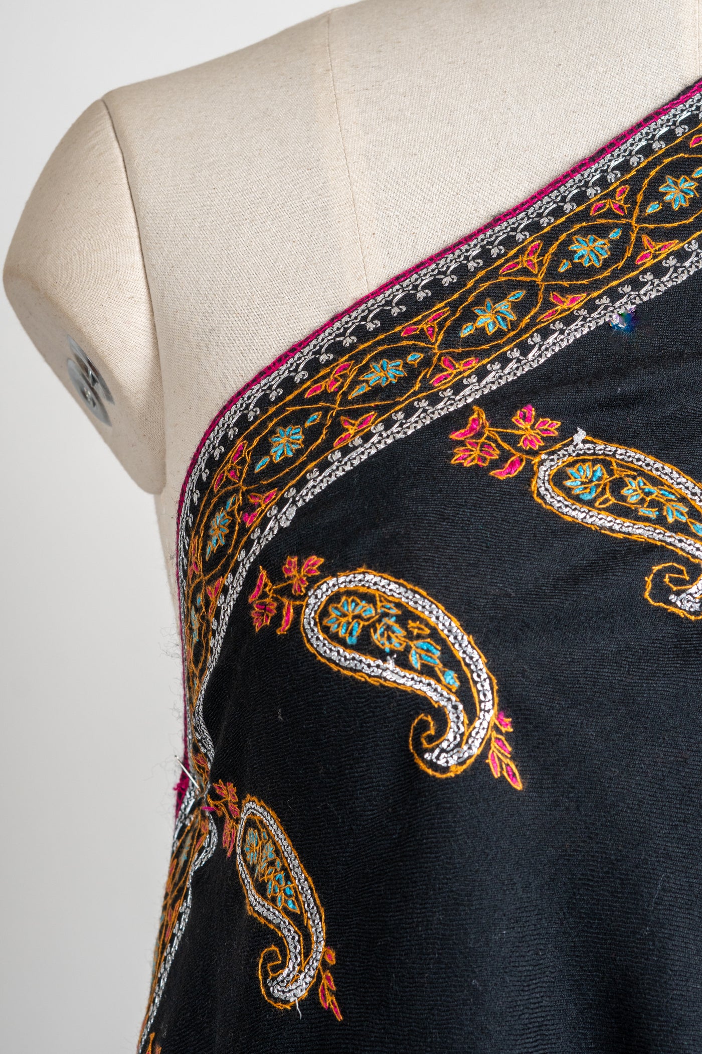 Noor-e-Nazakat: Hand Embroidered Tilla and Sozni Merino Wool Shawl