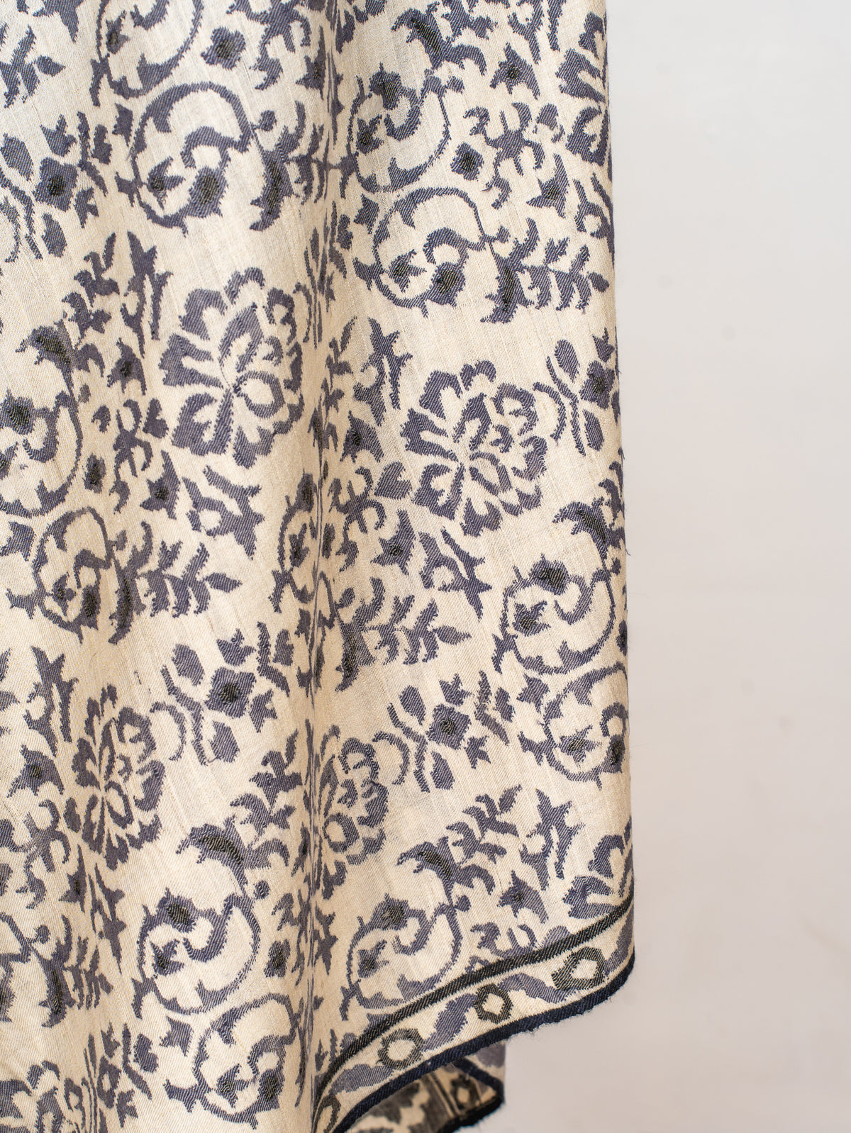 Monochrome Garden Hand Woven Kani Pure Pashmina Shawl