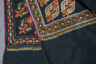 Noor-e-Nazakat: Hand Embroidered Tilla and Sozni Merino Wool Shawl