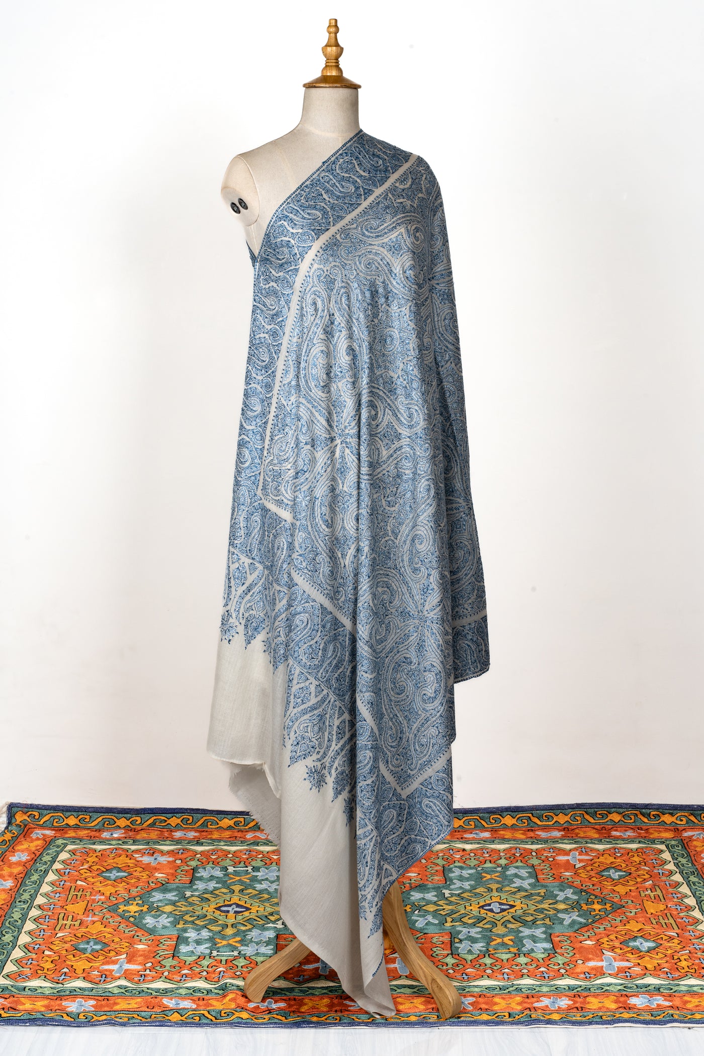 2.5 Yards | Neel Jamawar — Sozni Hand-Embroidered Shawl in Ivory & Sapphire Blue
