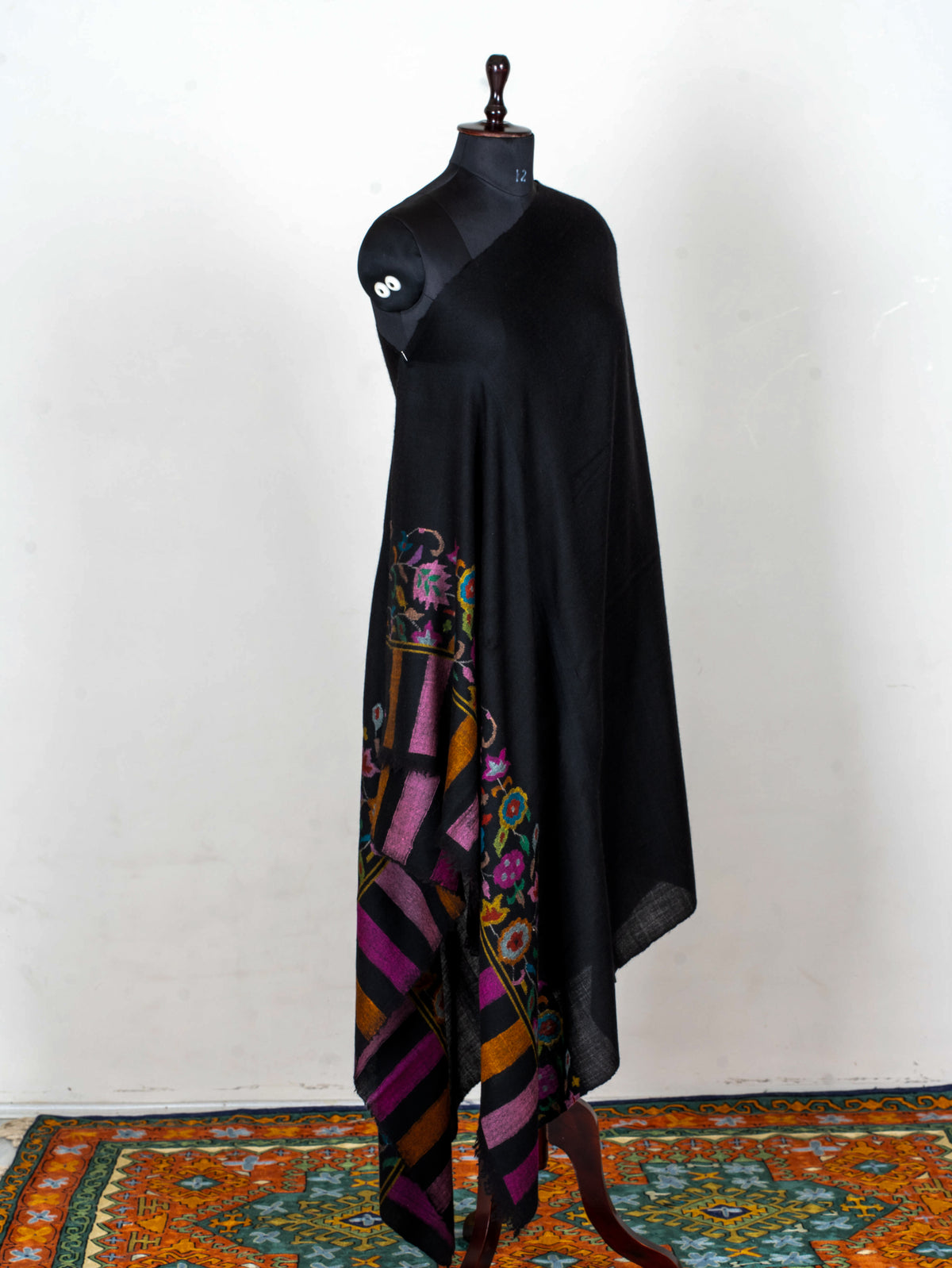 Noir Garden Hand Woven Kani Pure Pashmina Shawl
