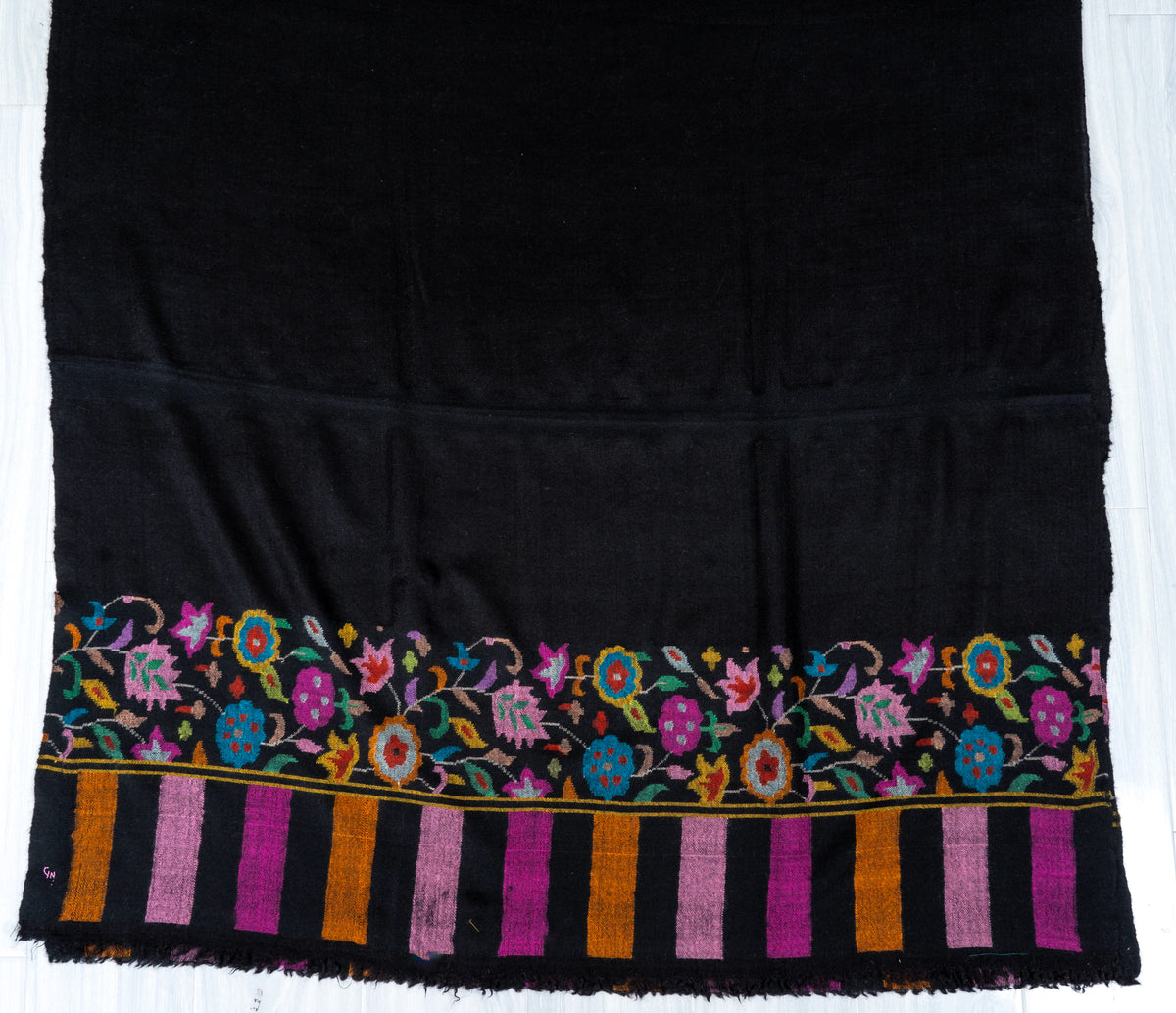 Noir Garden Hand Woven Kani Pure Pashmina Shawl
