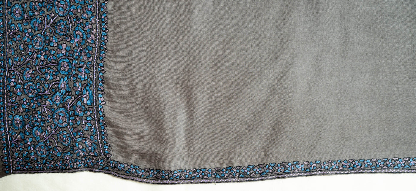 Shaam-e-Falak – Merino Wool Shawl with Sozni Hand Embroidery