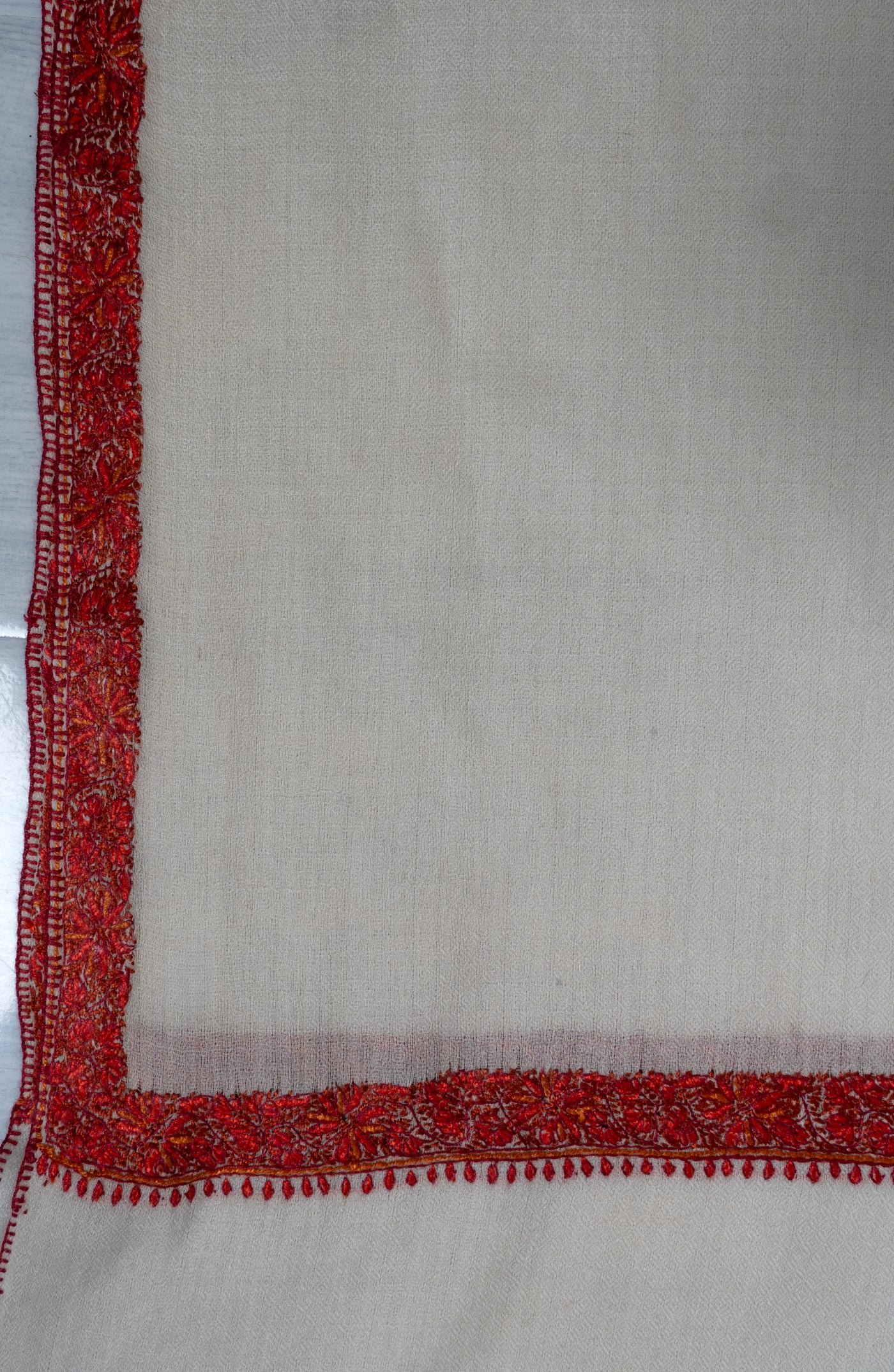 2.5 Yards | Safed-e-Gulnaar — Ivory Shawl with Crimson Sozni Border