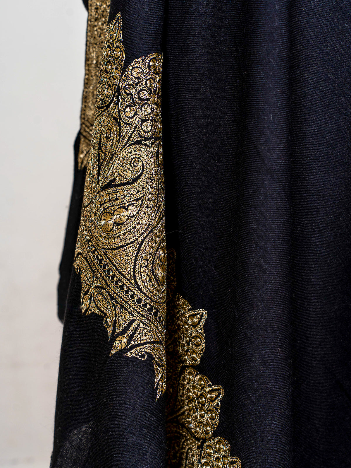 Noir Gold Pure Pashmina Tilla Hand Embroidered Shawl