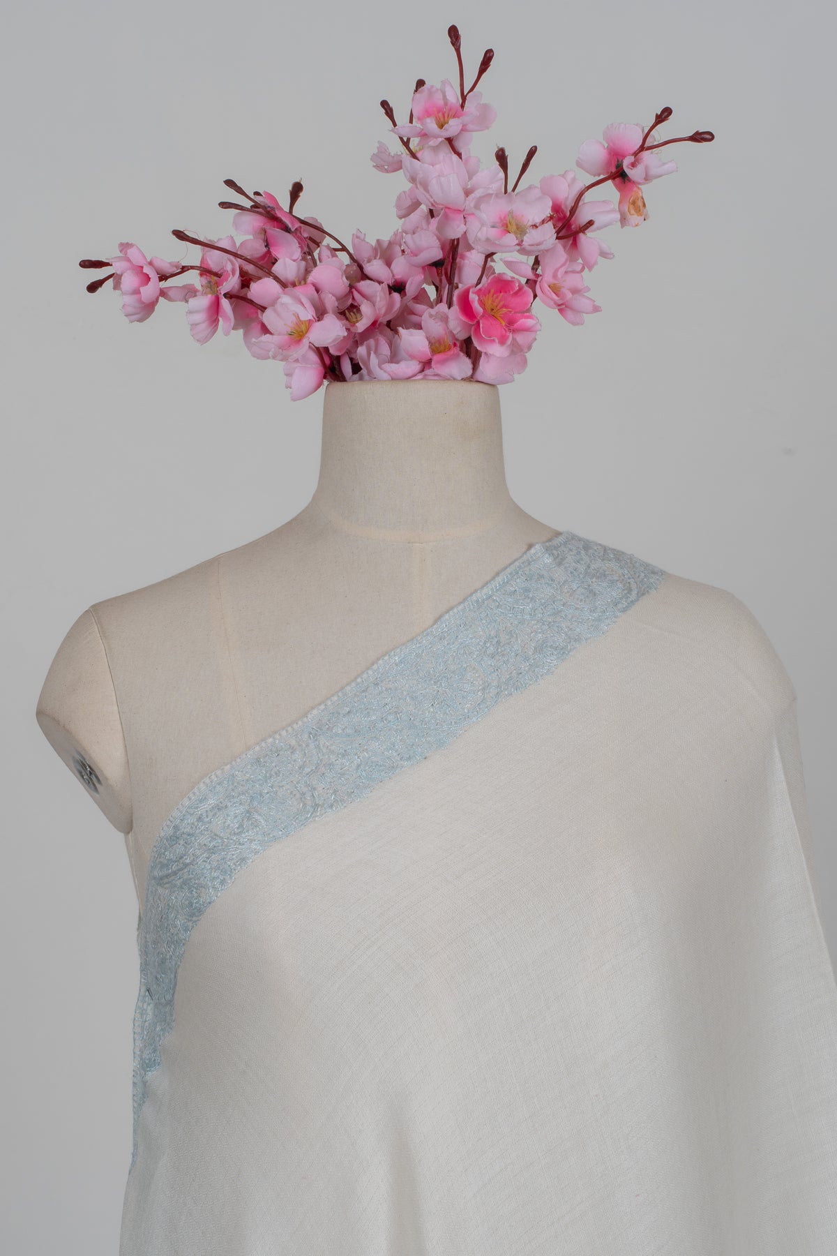 Snow Mist Serenity: Merino wool 2.5 Yards Sozni Hand Embroidered Shawl
